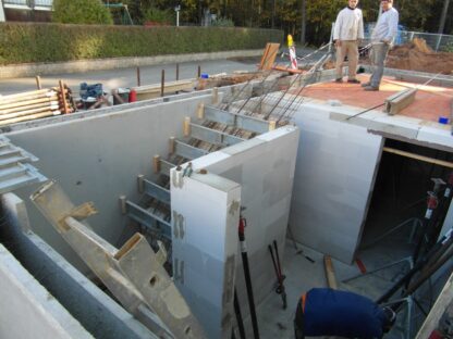 Schalarbeiten für Stahlbetontreppe