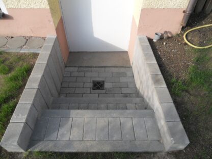 Kellerzugang mit Gulli - Störnstein