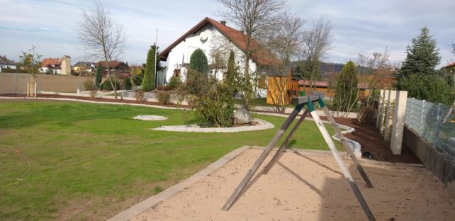 Gestaltete Aussenanlage