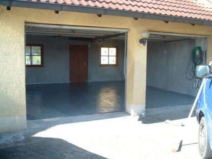 Estrich Garage